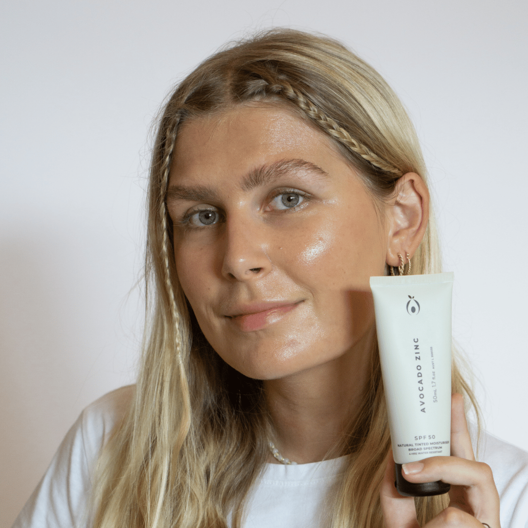 Avocado Zinc SPF 50 Natural Tinted Moisturiser - Medium/Dark 
