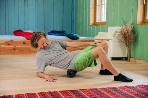 BLACKROLL® Twin Foam Roller application