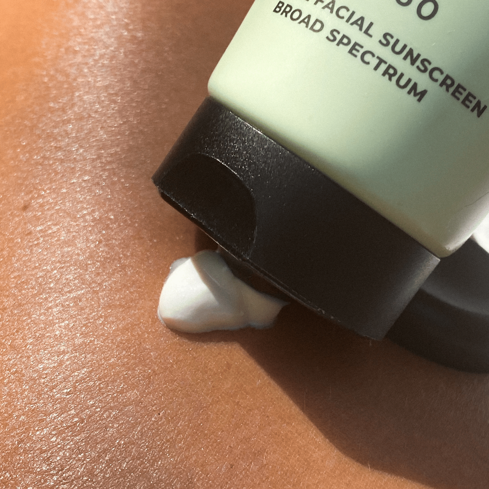 Avocado Zinc SPF 50 Natural Physical Sunscreen application