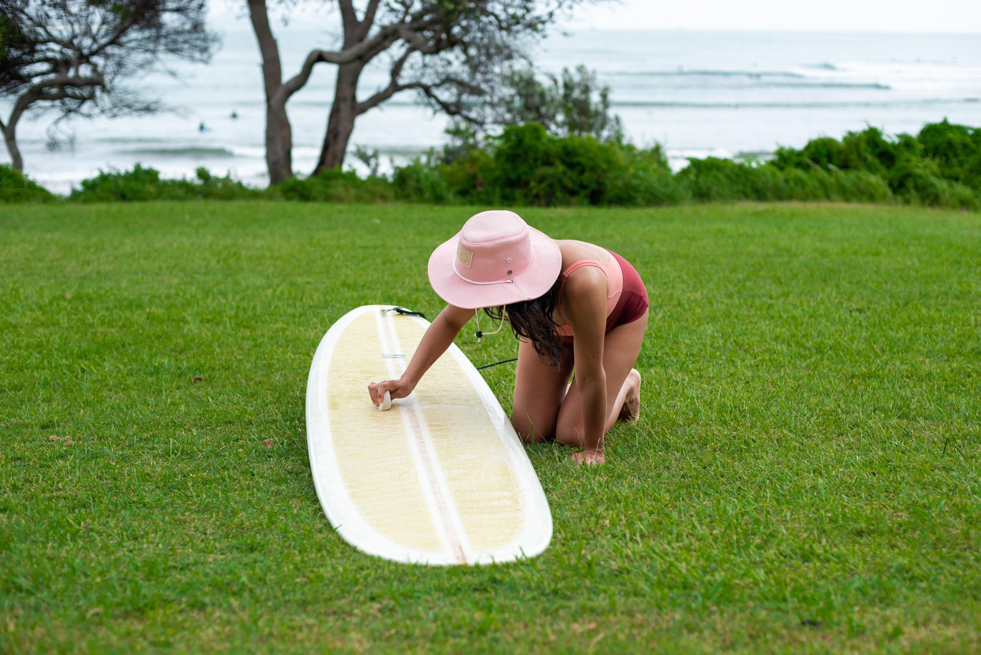 The Surf Hat 18