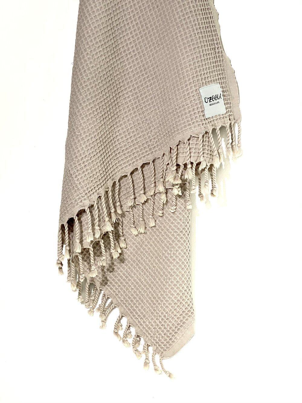 OZoola Waffle Beach Towel - Grey