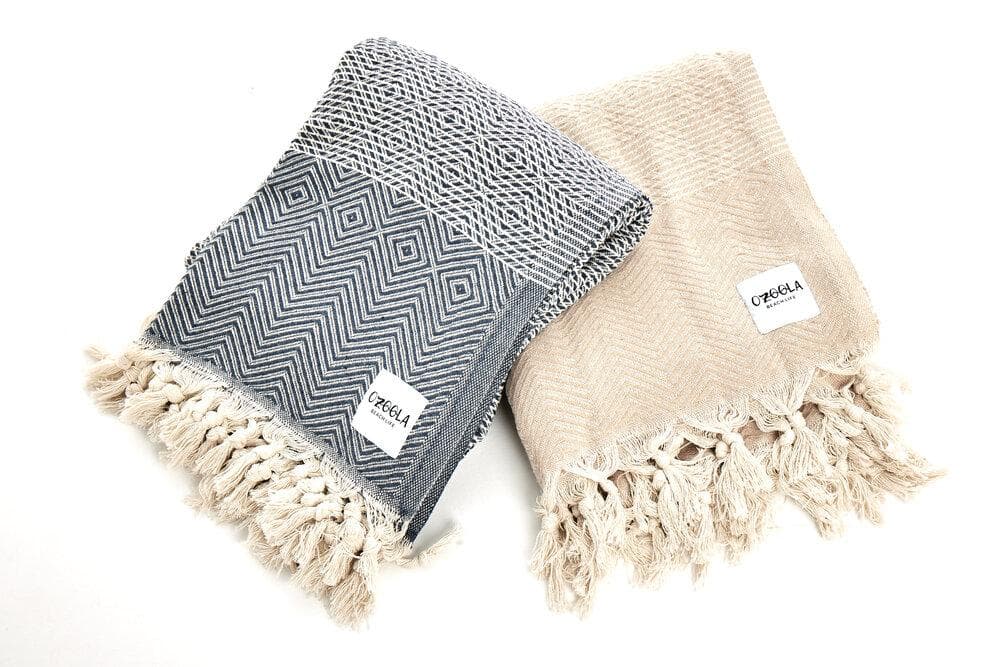 OZoola Diamond Family Beach Blanket - colors