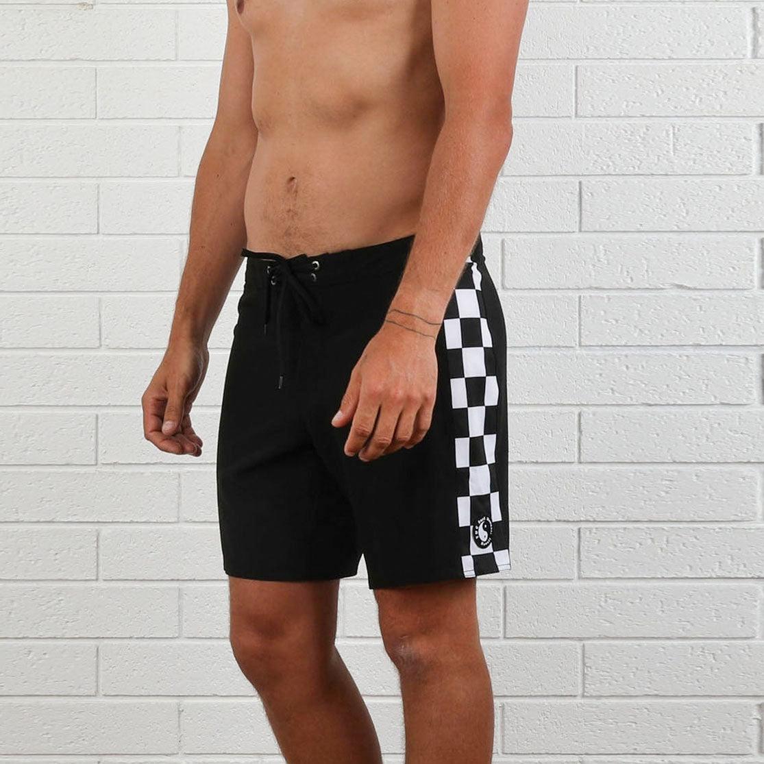 Off The Grid Trunk - Black/White
