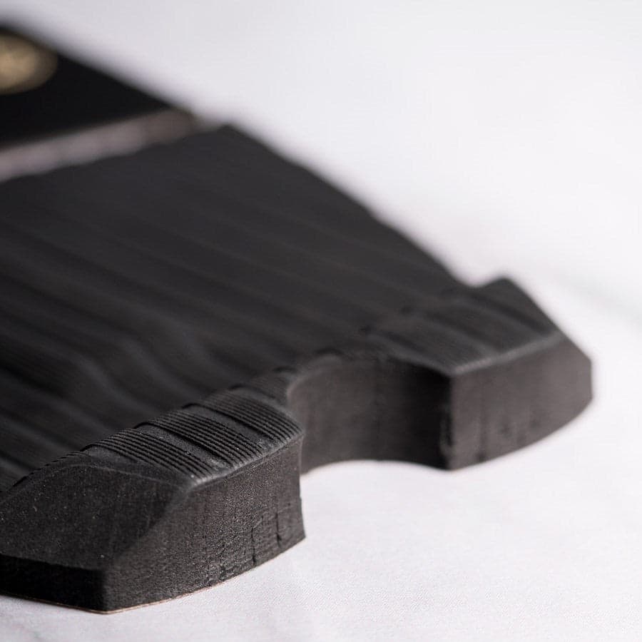 Bravosurf | DEFLOW TRACTION 3 PIECE PAD VOL.2 | Black
