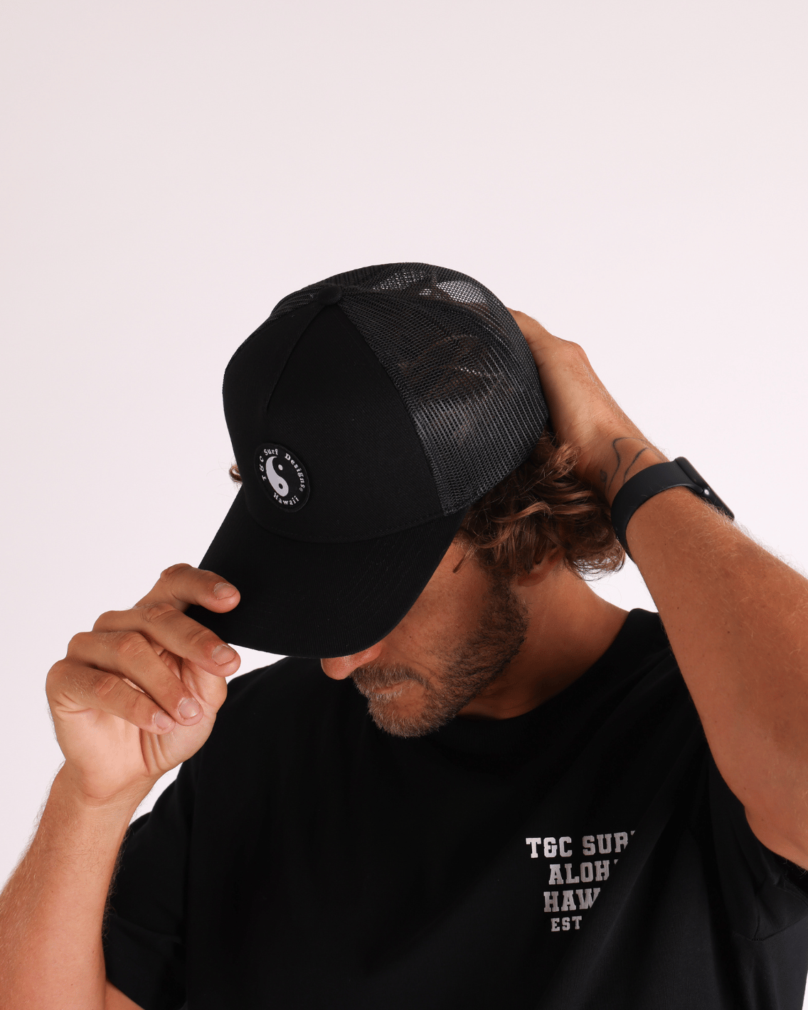 Lifestyle Image - Black Cap