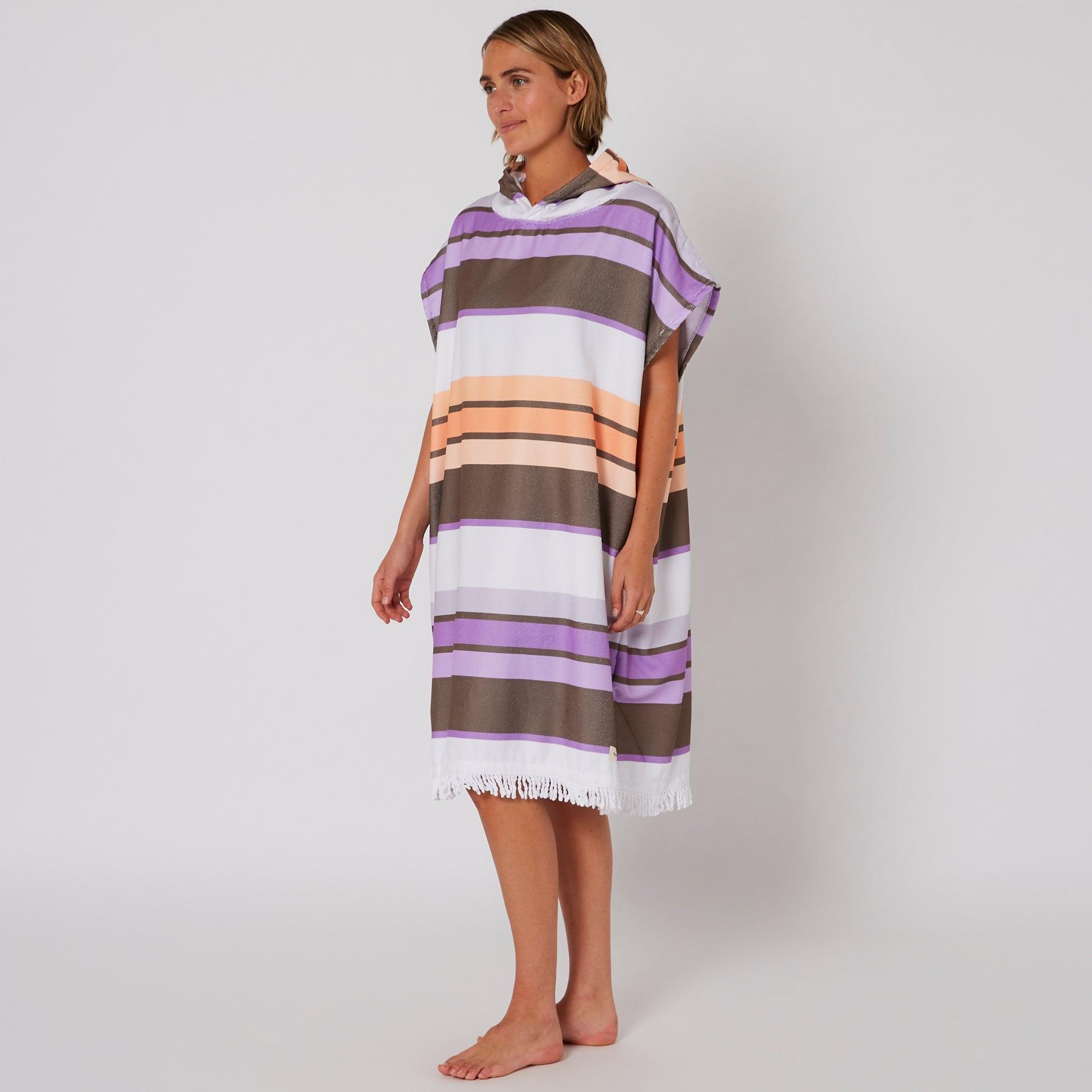Ladies Sunkissed Hooded Poncho Detail