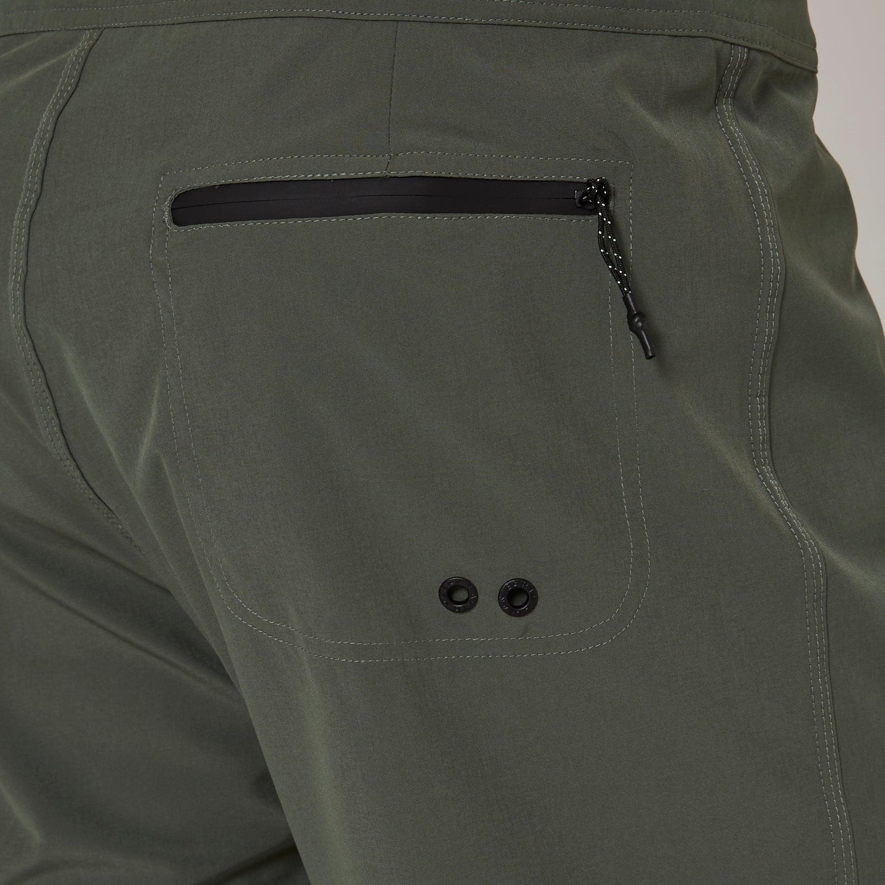Detail view Olive shorts
