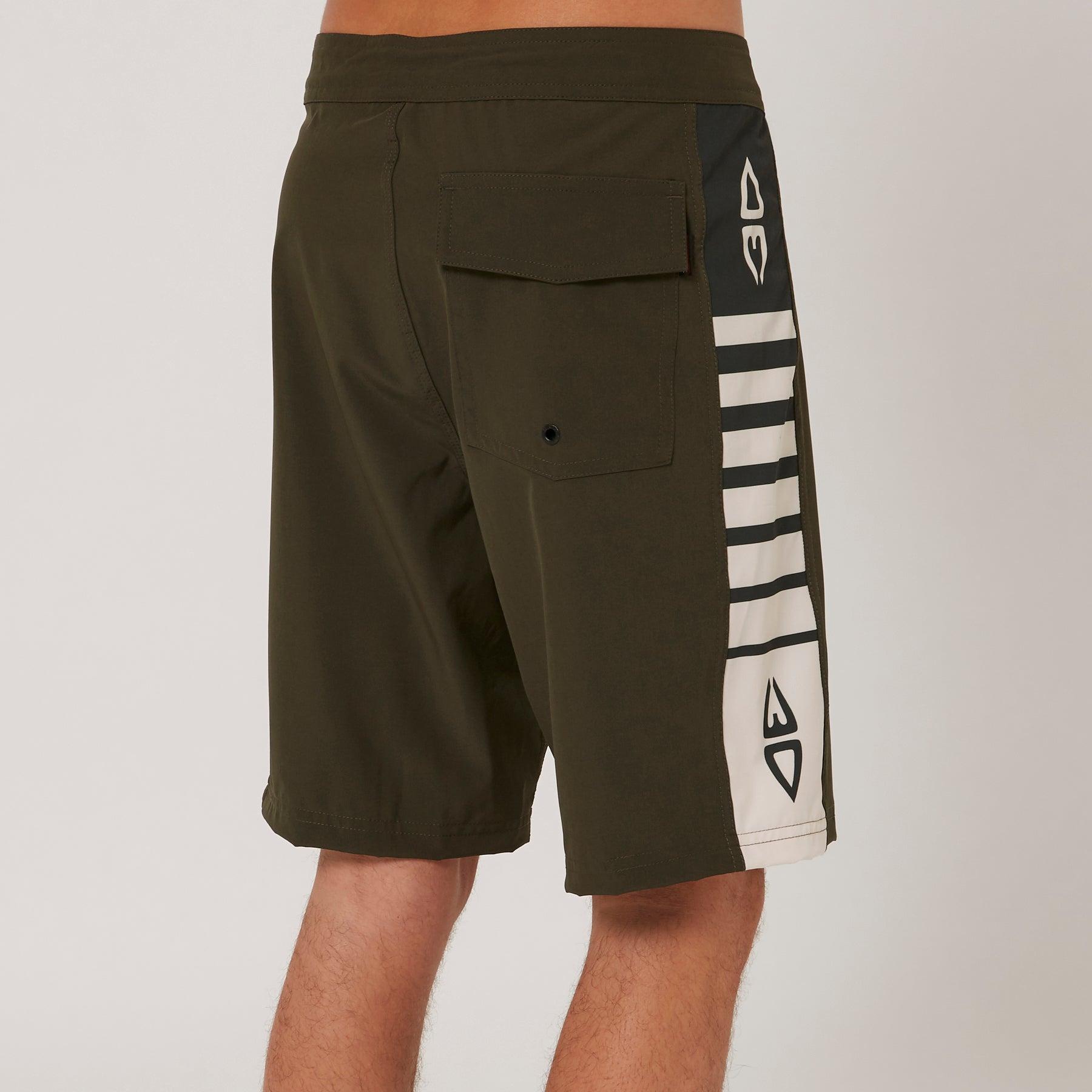 Infinite 19" Boardshort