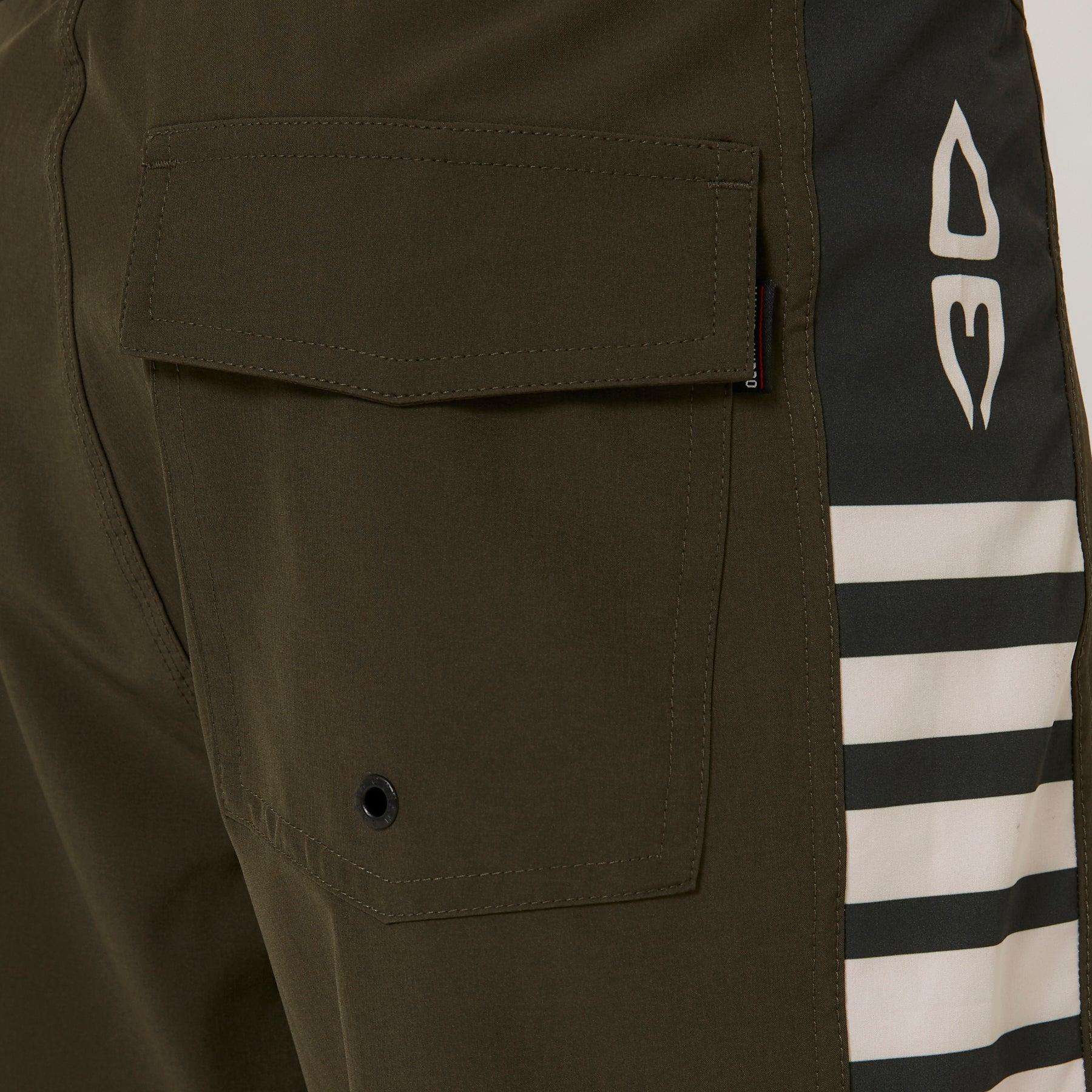 Infinite 19" Boardshort