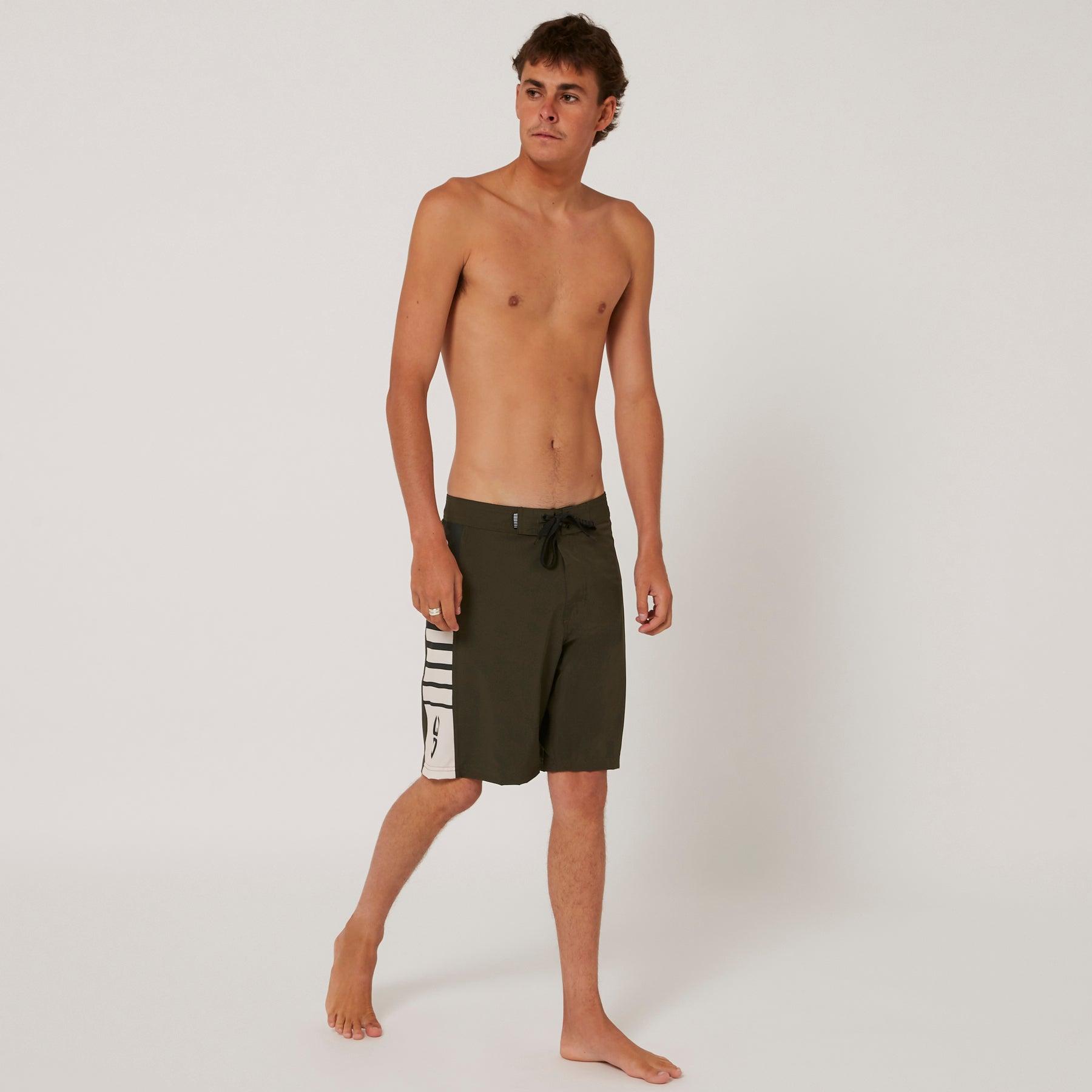 Infinite 19" Boardshort