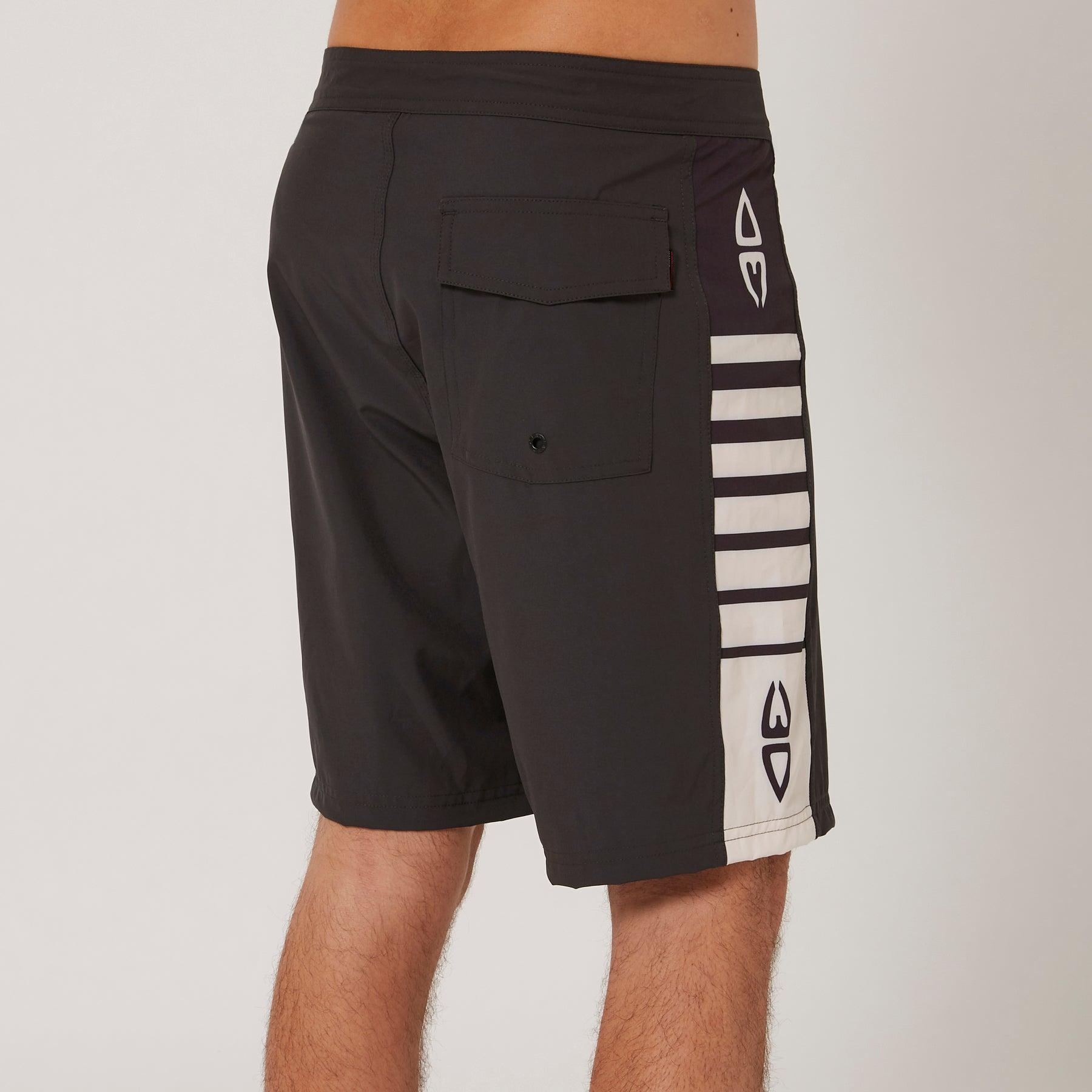 Infinite 19" Boardshort