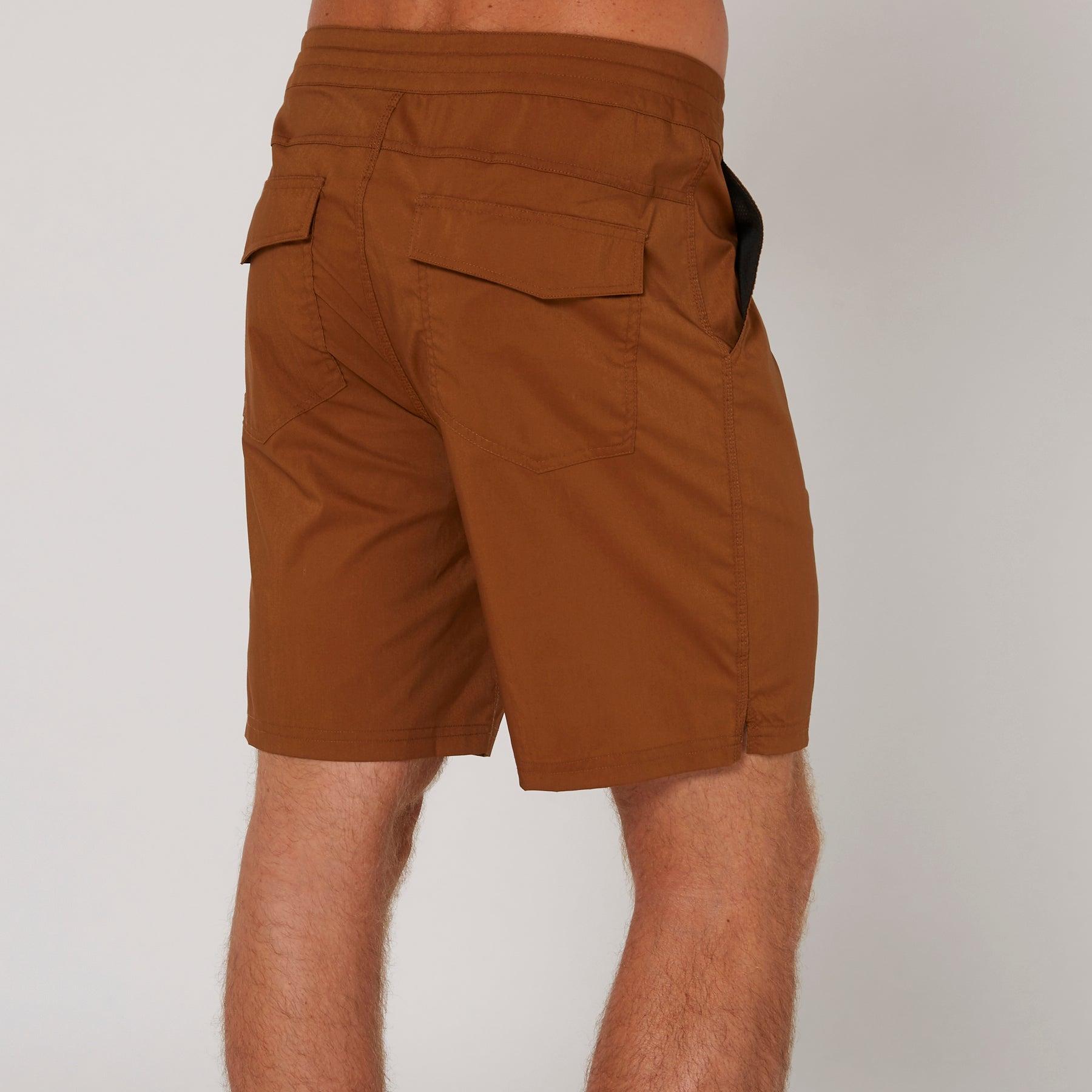 Close-up logo tobacco boardshort