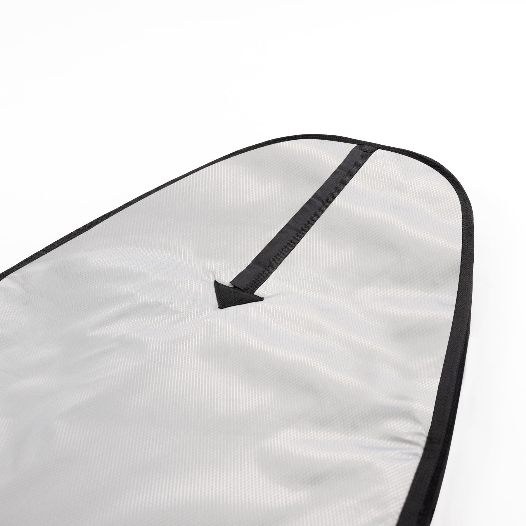 Fin slot detail