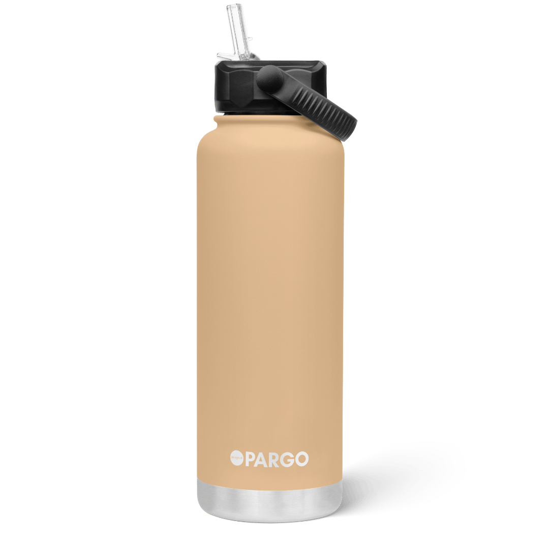 Insulated sports water bottle with straw, 1200mL capacity : DESERT Sand