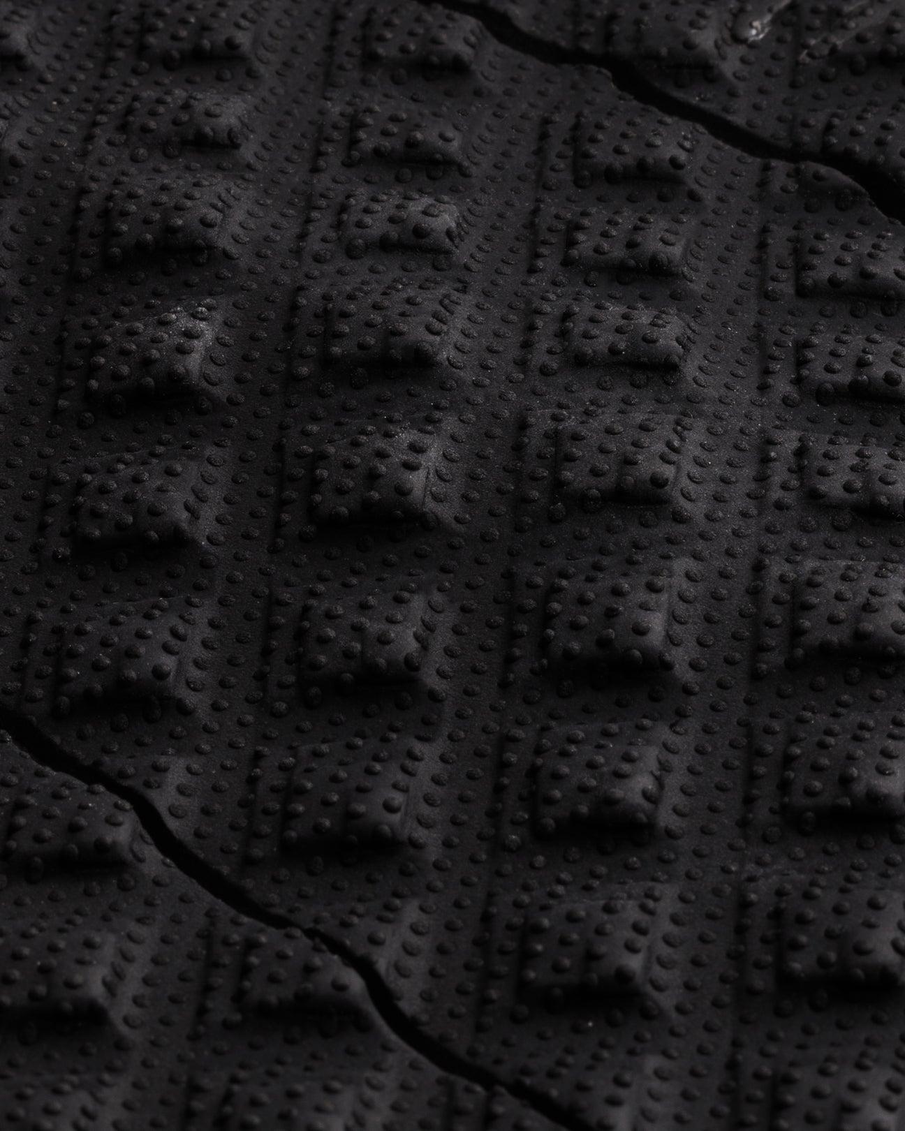 Close-up of traction pattern