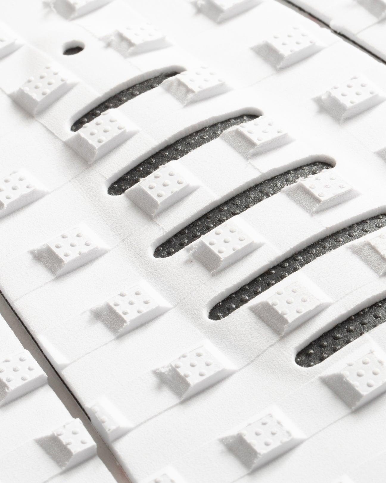 Close-up of traction pattern