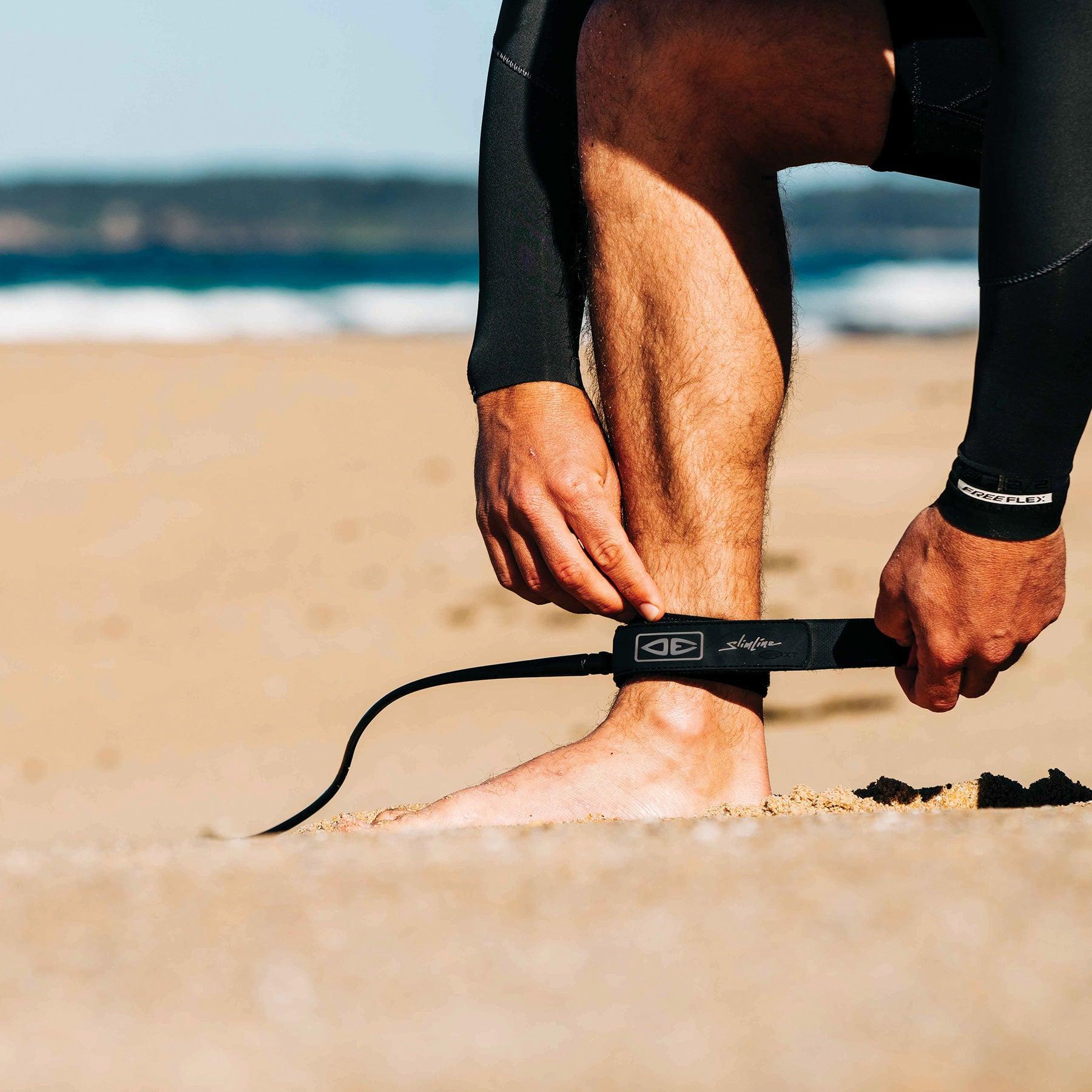 Black Slimline Leash Lifestyle