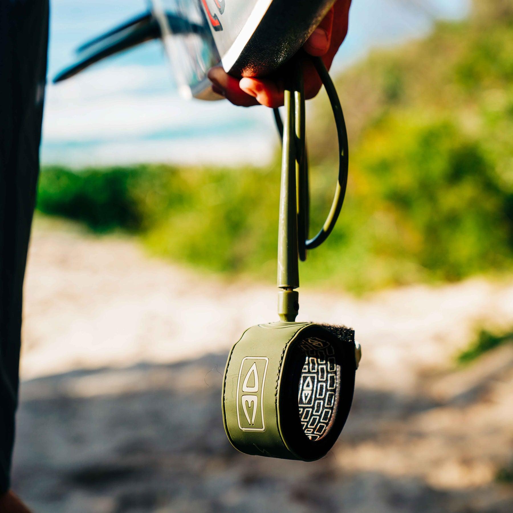 Olive Slimline Leash Lifestyle