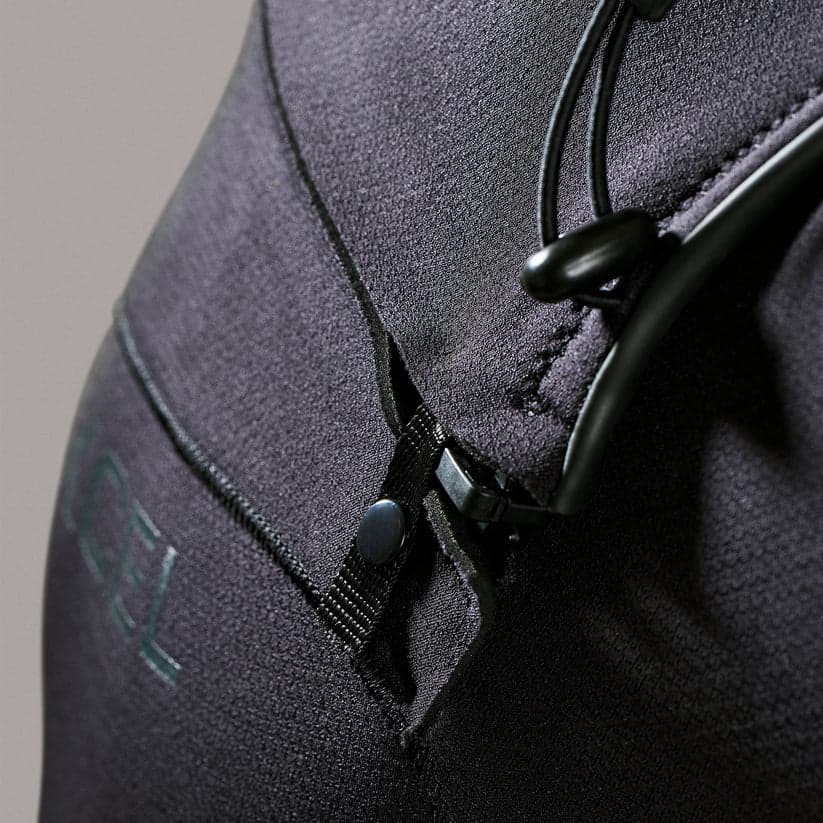 Wetsuit chest detail