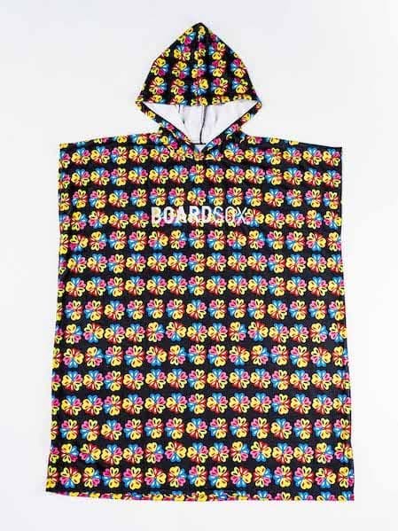 Boardsox Ozzie Alien Love Changing Poncho laid flat