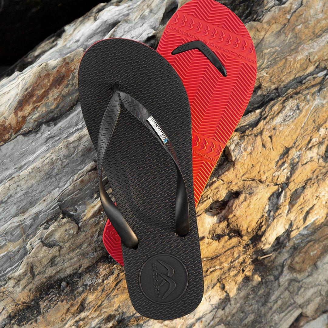 Boomerangz Men's Black/Red Thongs 2