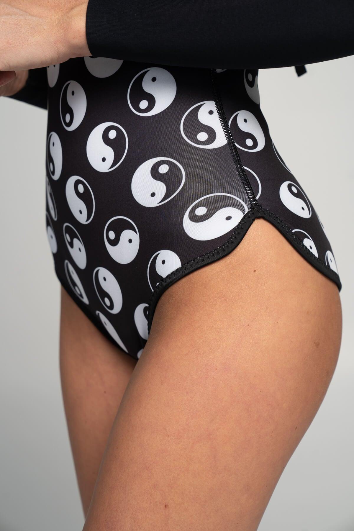 Inner Relm Manifest 2mm Springsuit bikini cut