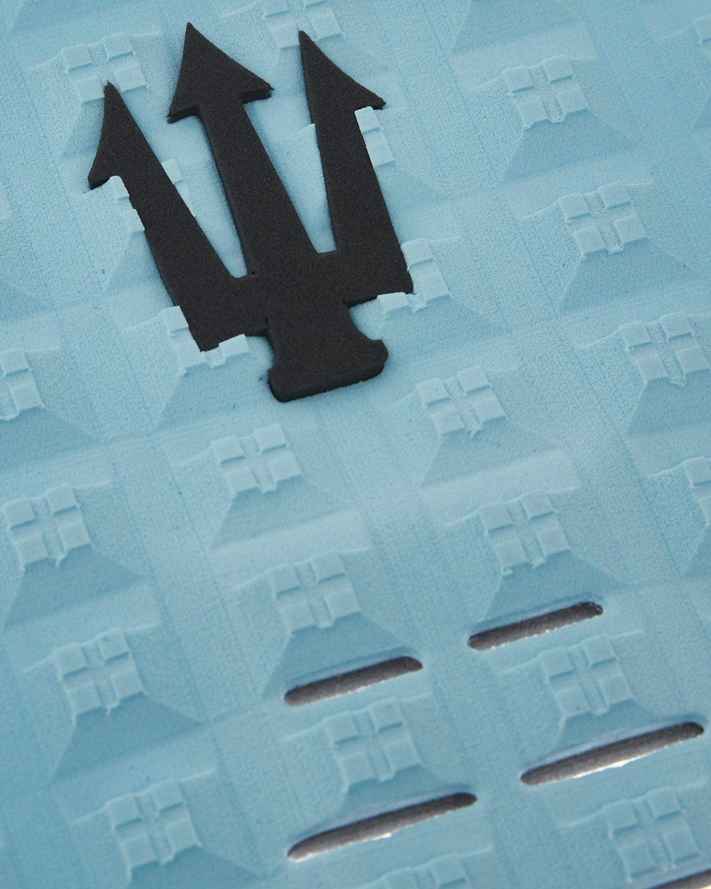 Pale blue grip close up