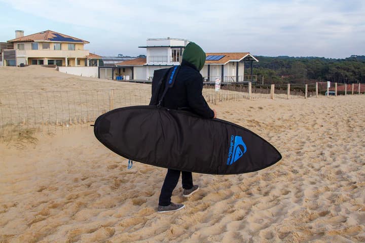 Quiksilver Transit Shortboard Boardbag - Black on model
