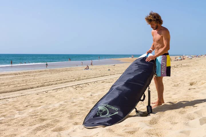 Quiksilver Ultralite Funboard Boardbag - Black on model