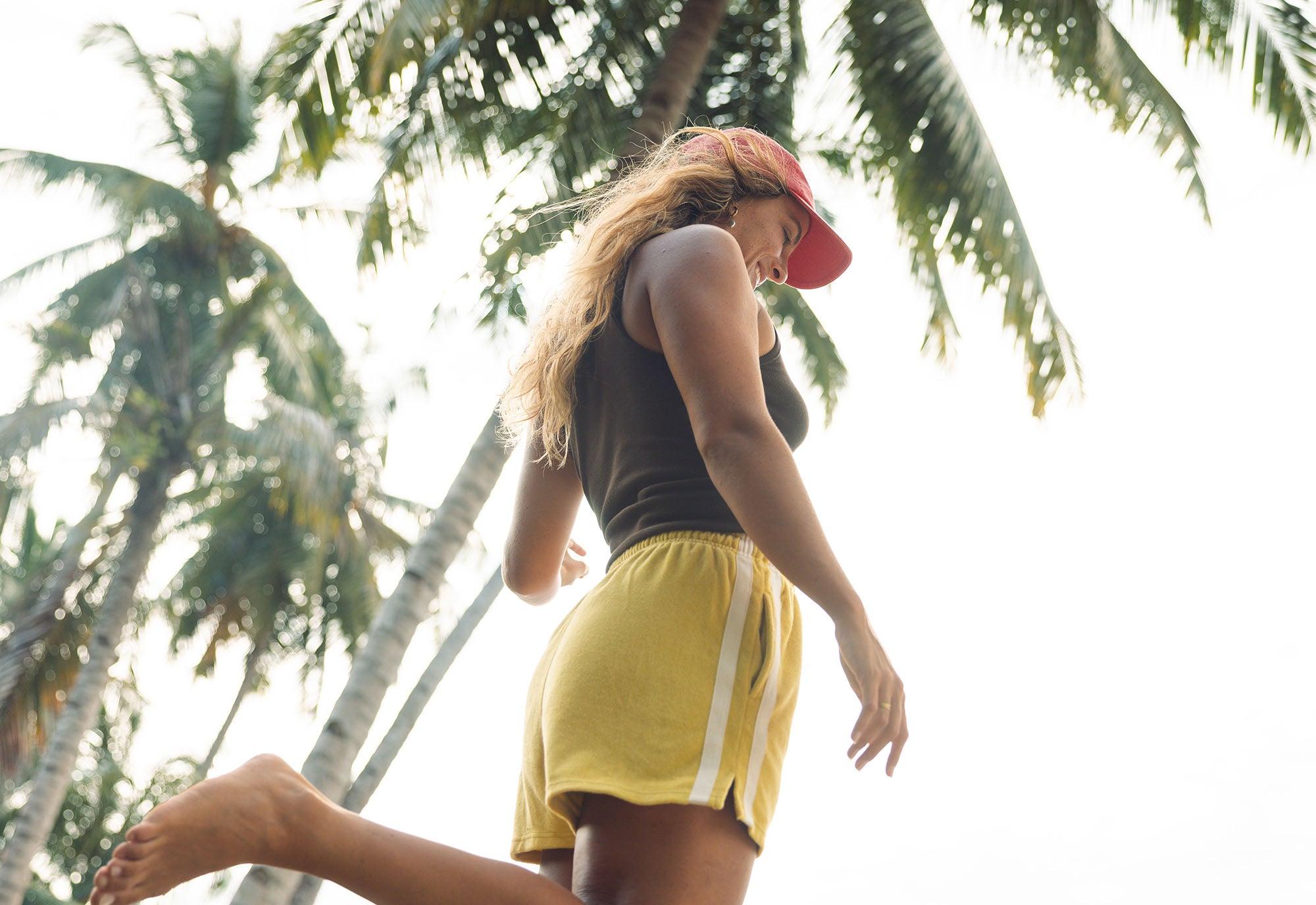 Lifestyle shorts with palm trees