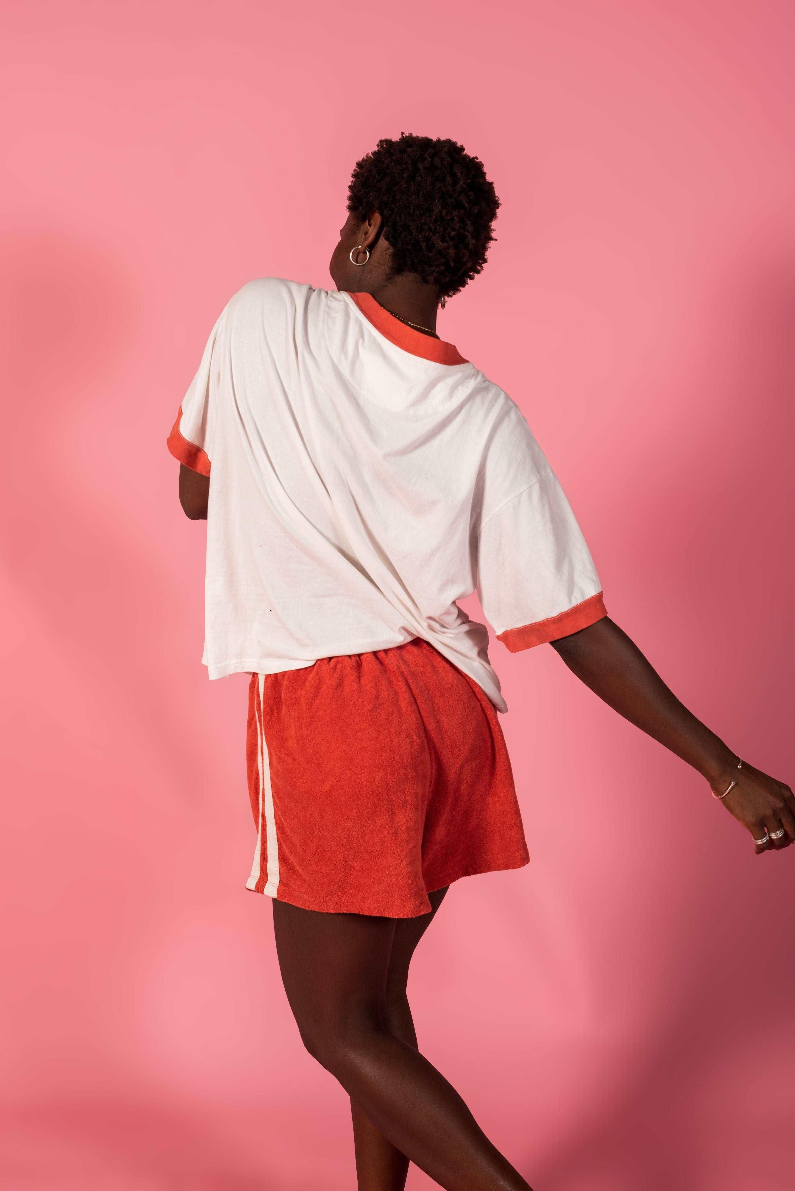 Lifestyle image with close interaction