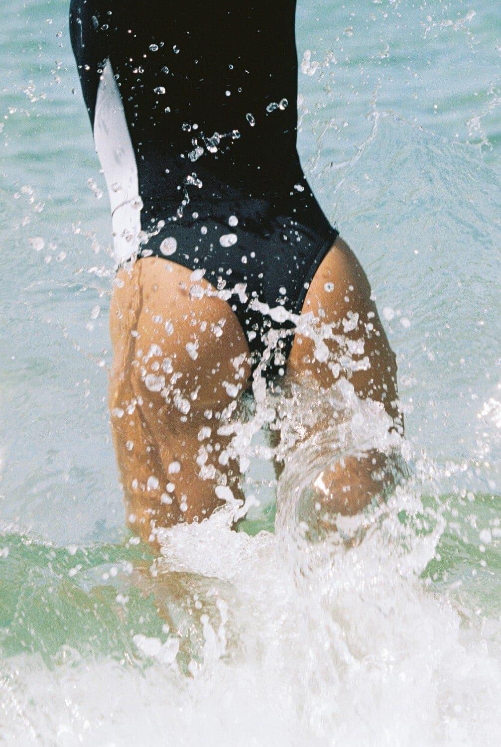 Nikki van Dijk Springsuit - Retro Monochrome model bikini cut