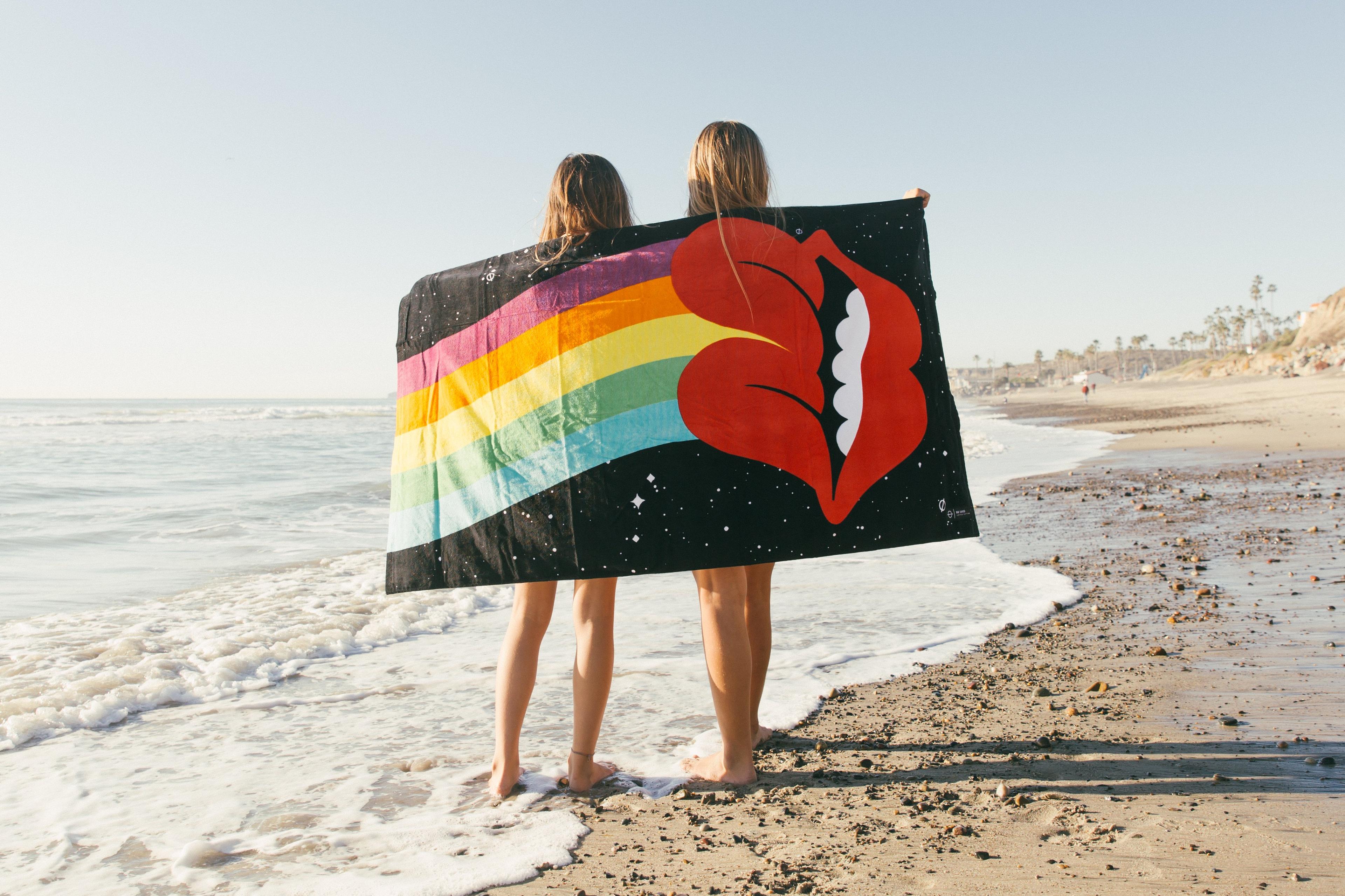 LEUS Bob Soven Beach Towel-3