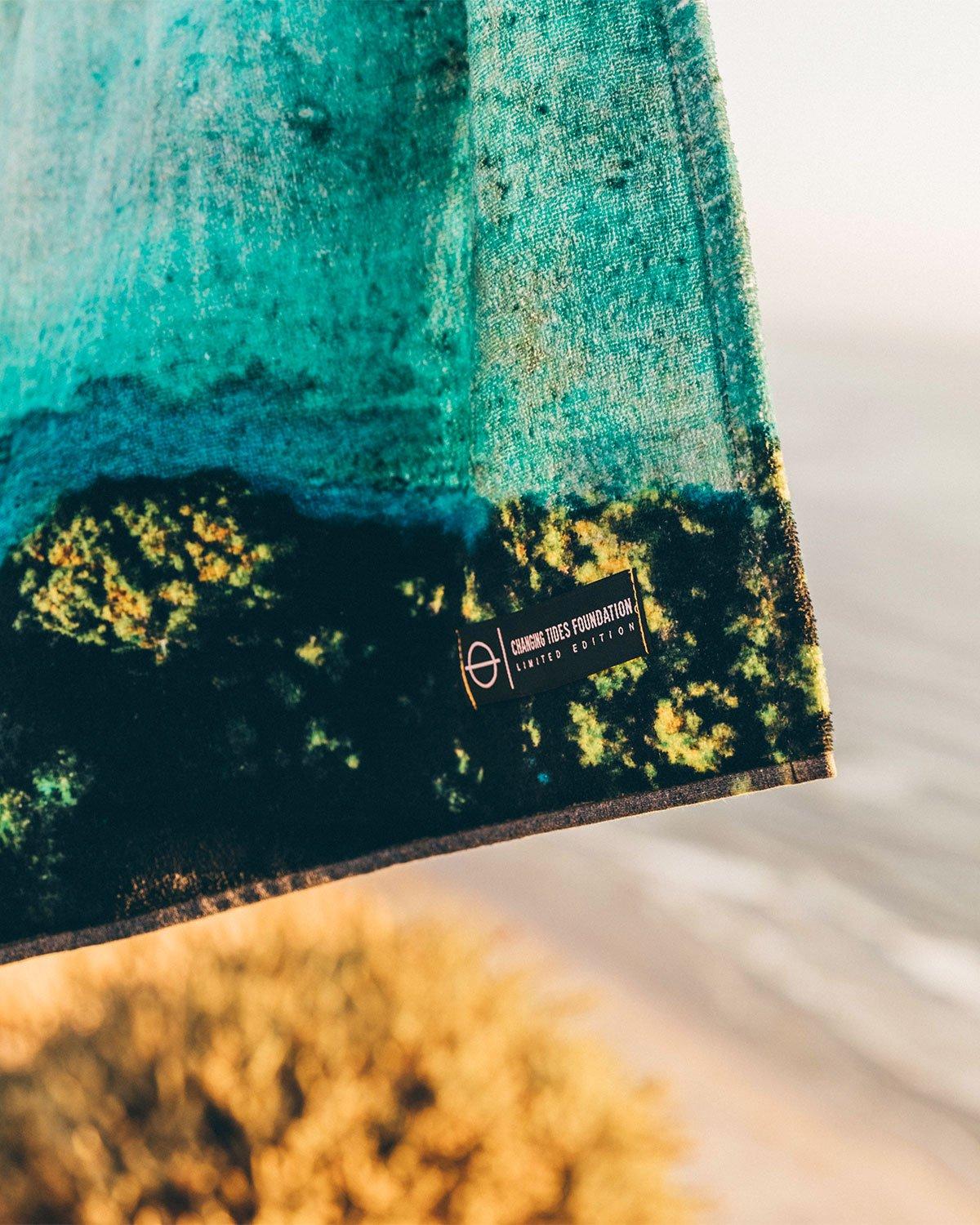 LEUS Changing Tides Foundation Beach Towel-1