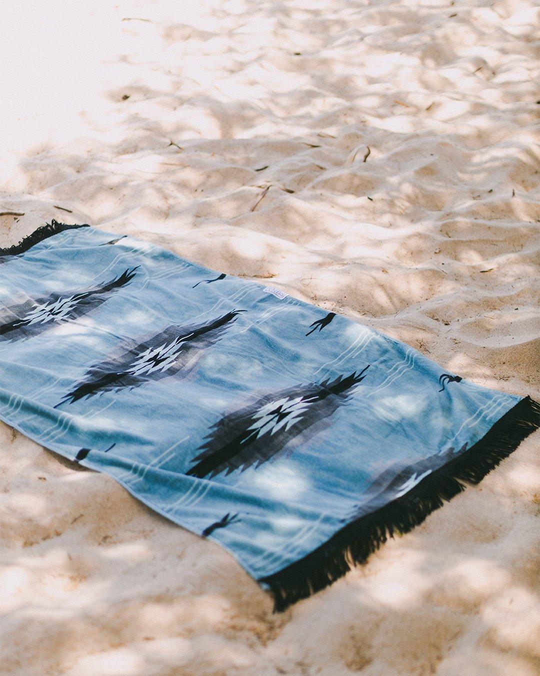 LEUS Heritage Sky Beach Towel-2