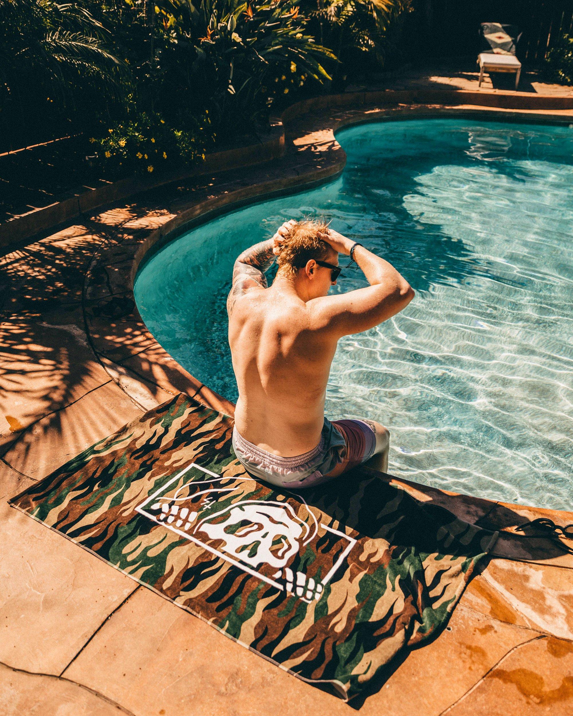 LEUS Sketchy Tank Beach Towel poolside