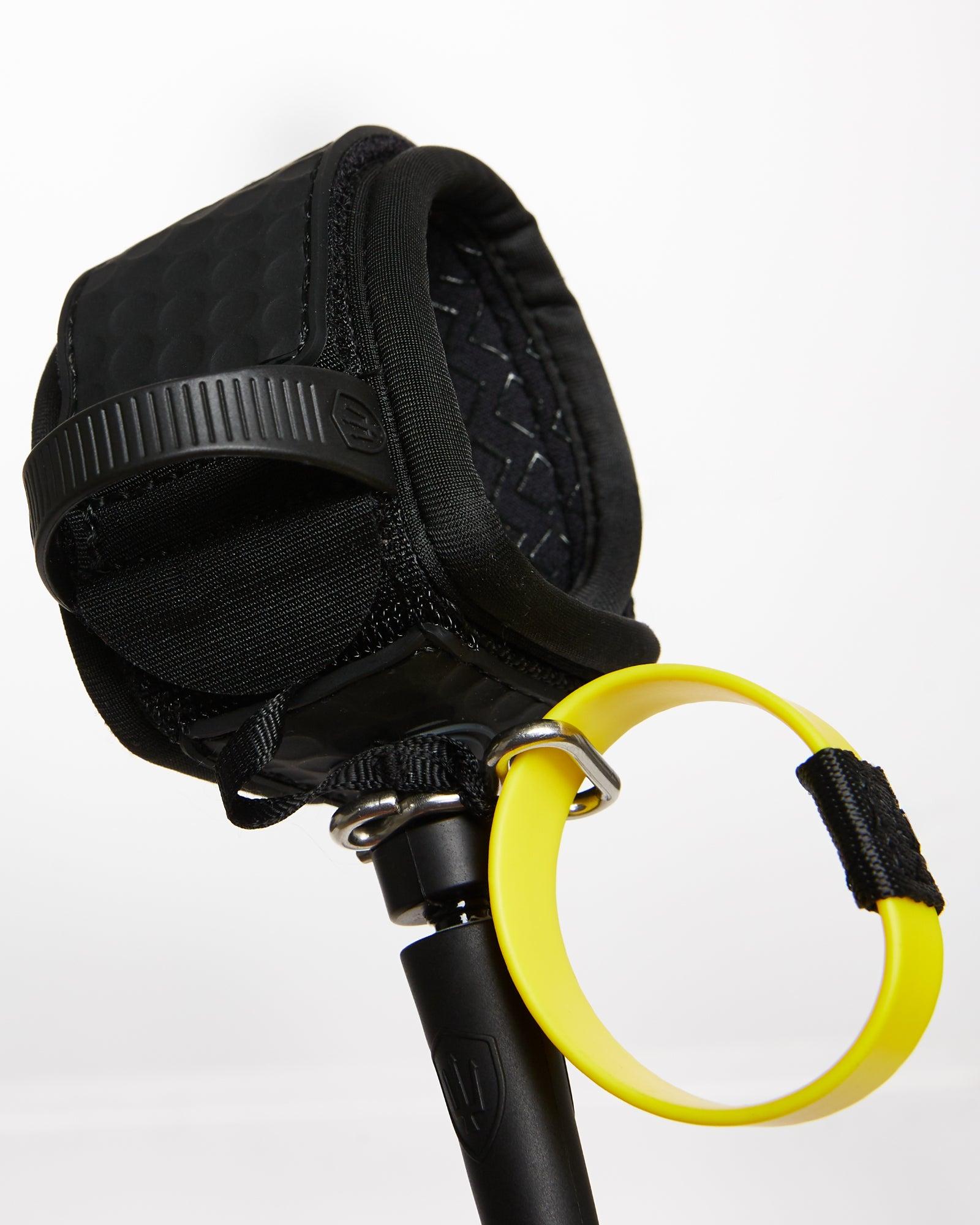 Black yellow detached view
