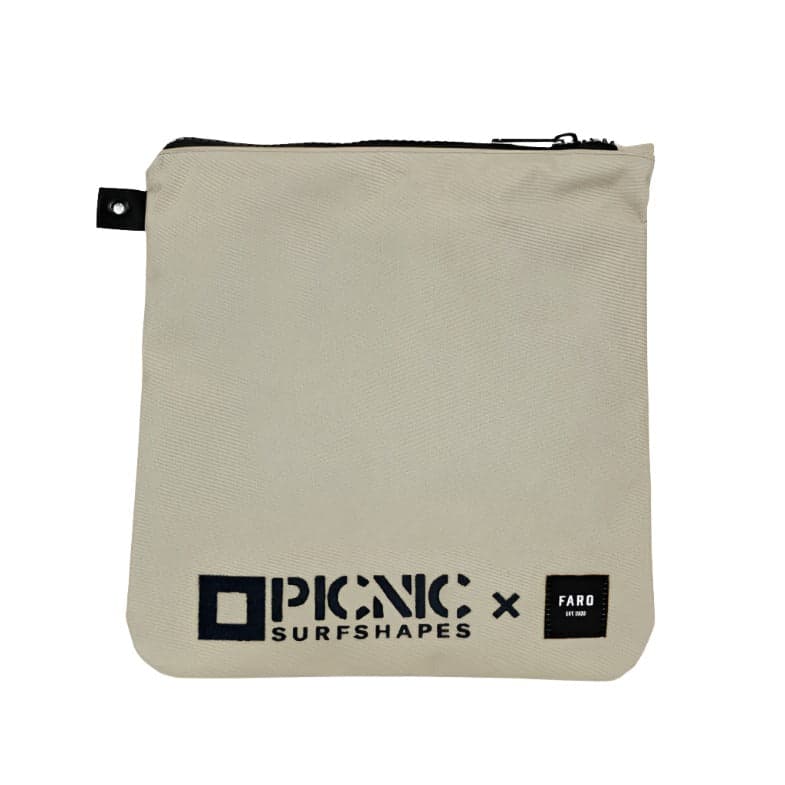 Front view of fin wallet
