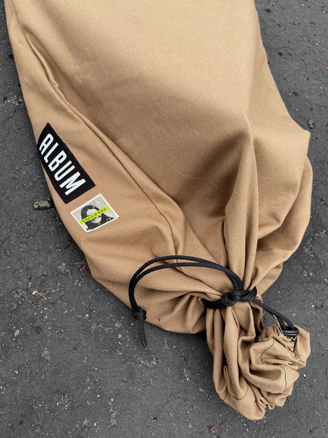 Green Fuz x Album Canvas Board Bag detail