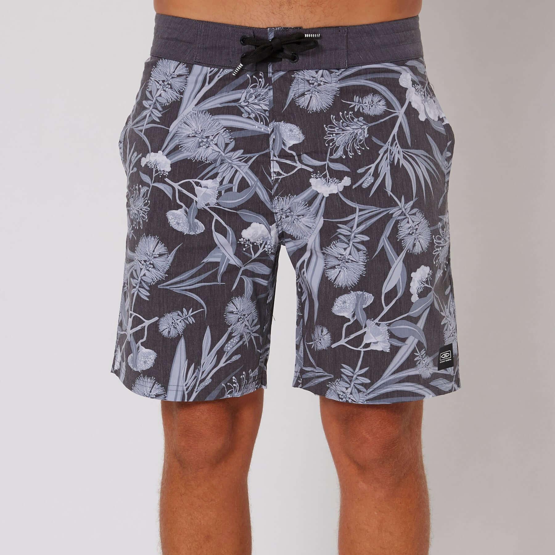 Bottlebrush 19" Boardshort - Black 