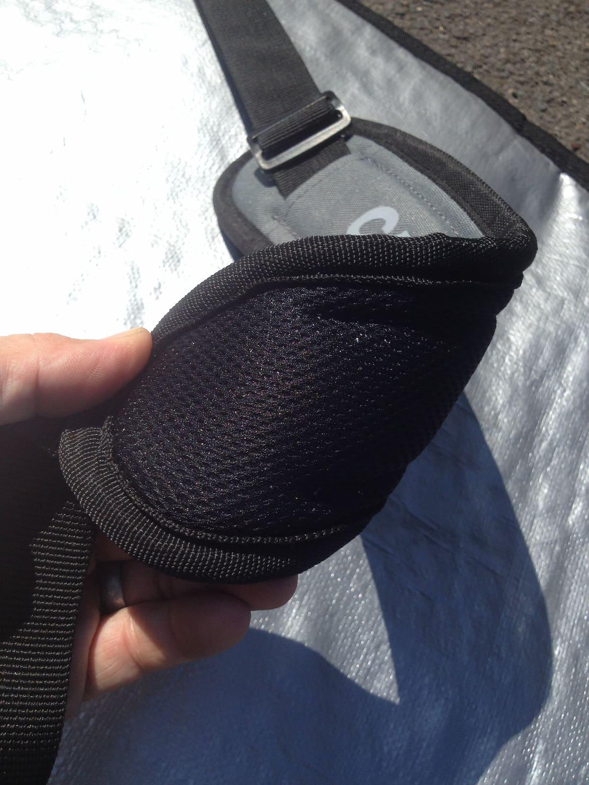 Curve Travel Fish Surfboard Bag shoulder strap