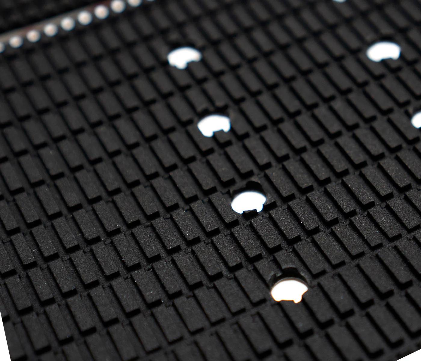 Landing Pad Traction - Black