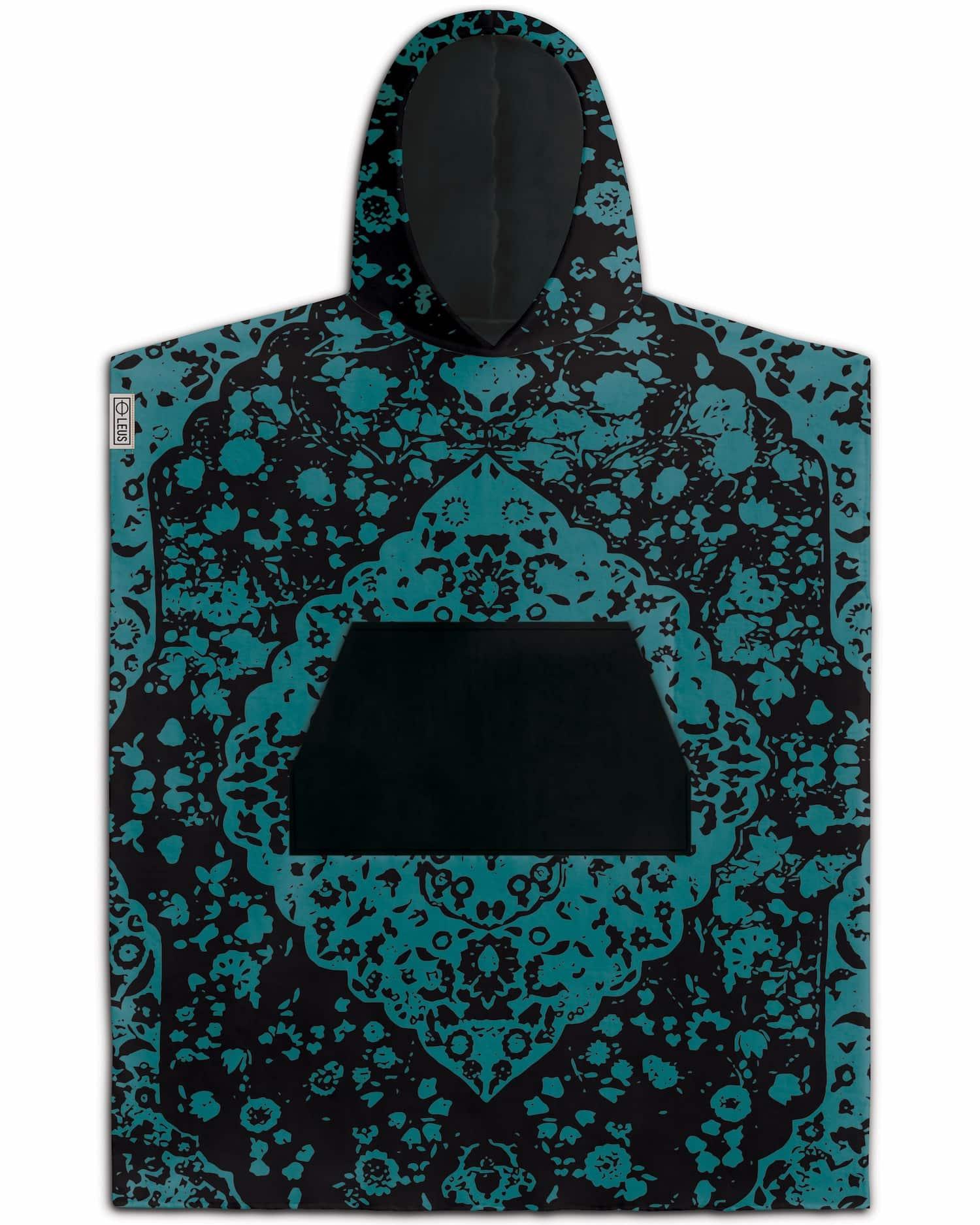 LEUS Conner Coffin Changing Poncho Towel