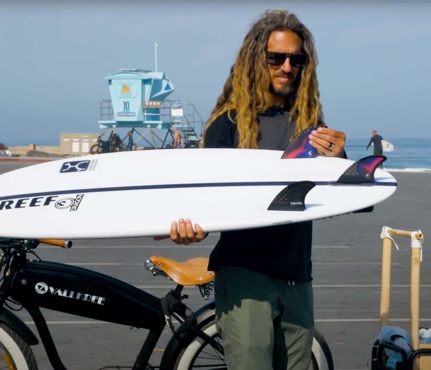 Buy the Futures Machado Pivot L Black Surfboard Fin Online Now