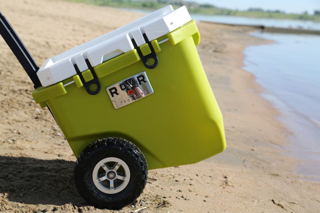 ROVR RollR 45 Cooler - Moss on the beach