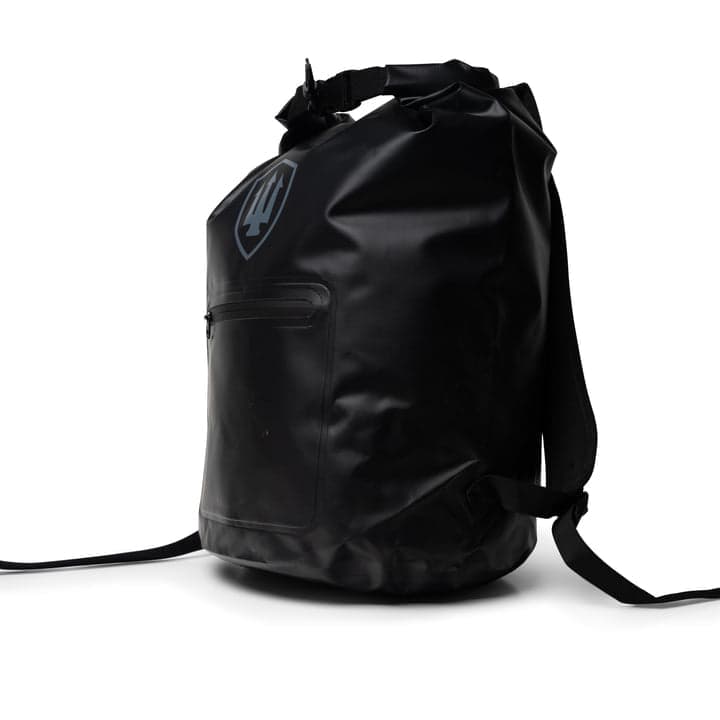 FK Surf STRIKE MISSION 30L DRY BACK PACK angle