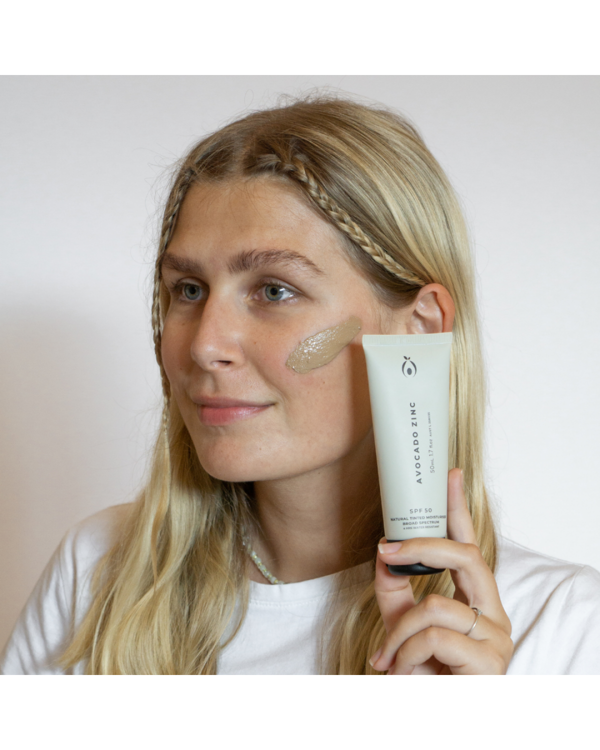 Avocado Zinc SPF 50 Natural Tinted Moisturiser - Medium/Dark color