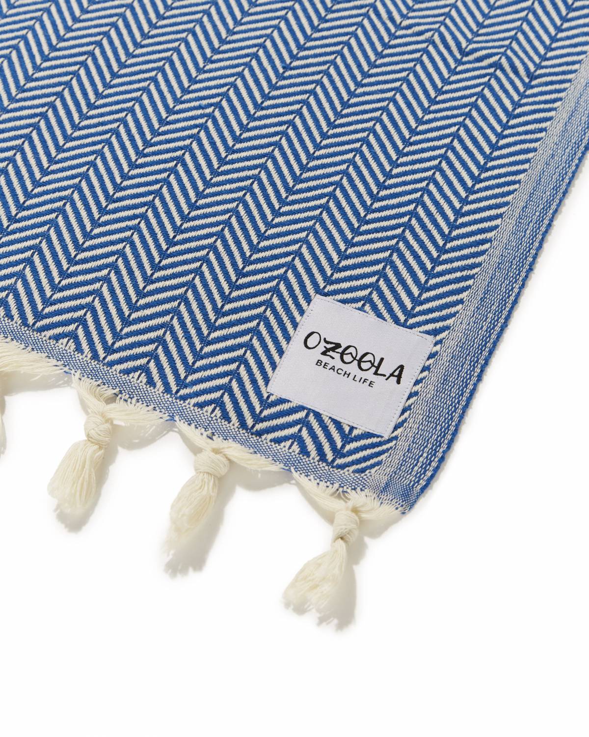 OZoola Bronte Family Beach Blanket - Royal Blue