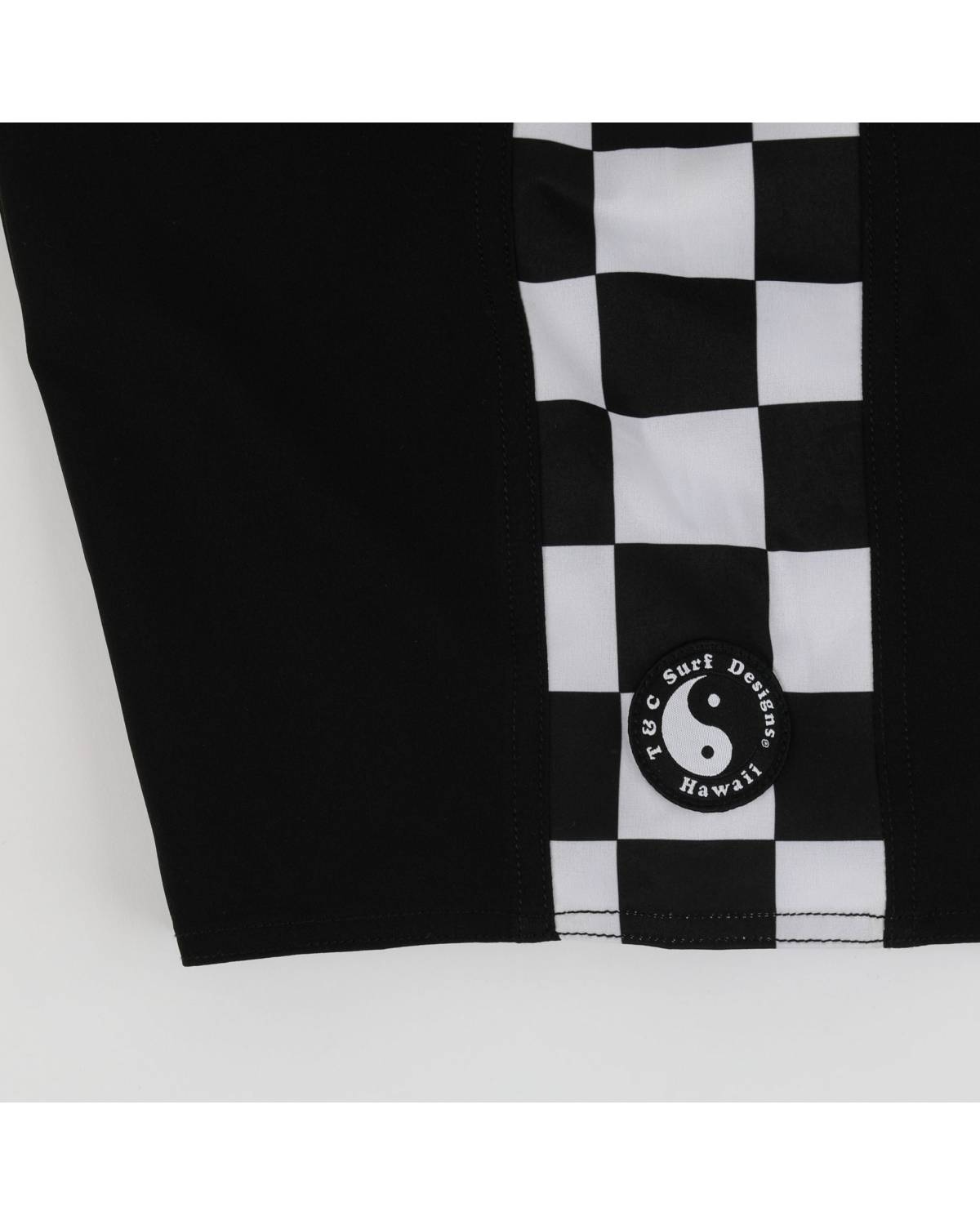 Off The Grid Trunk - Black/White