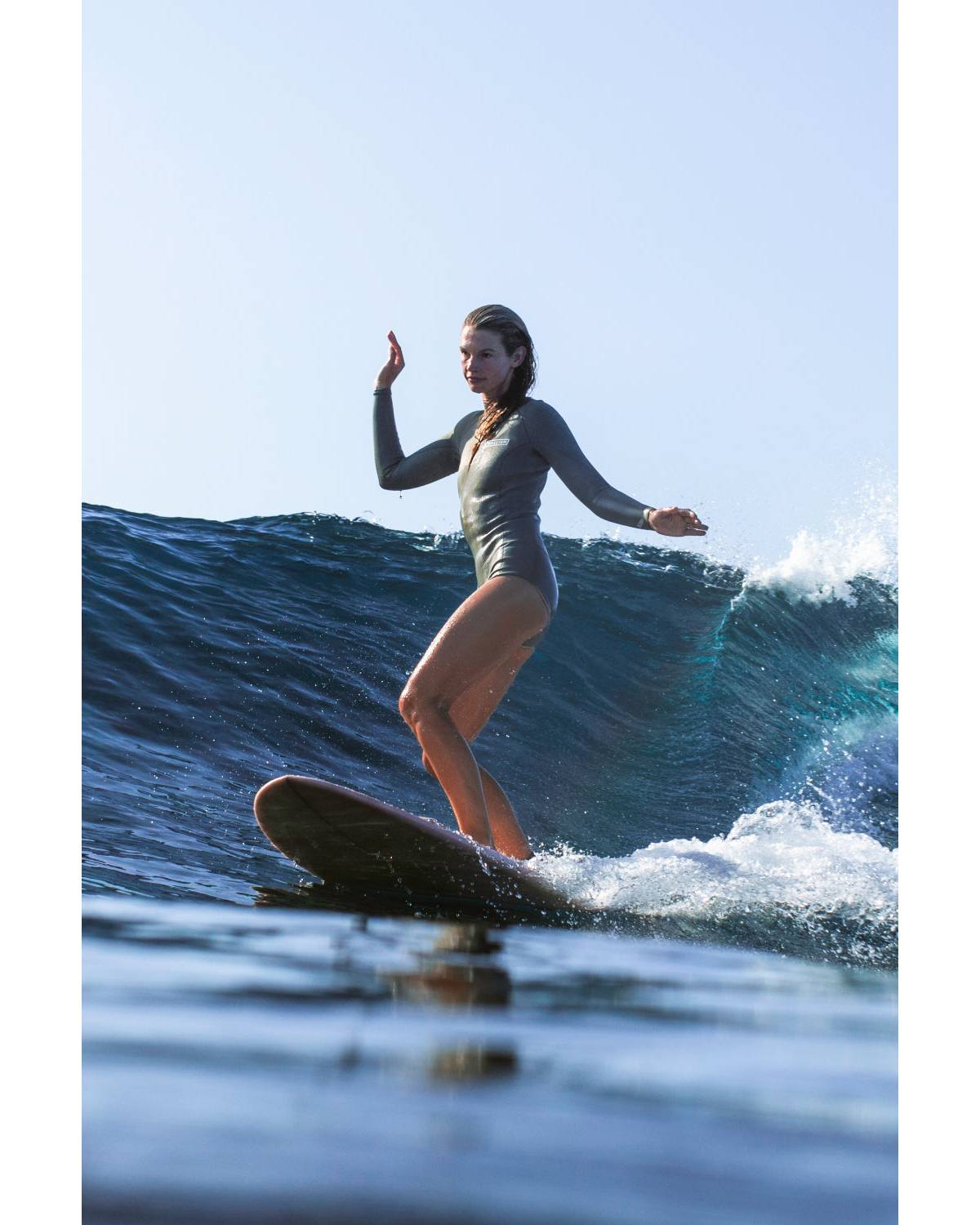 Nikki van Dijk Springsuit Boyleg - Moon
